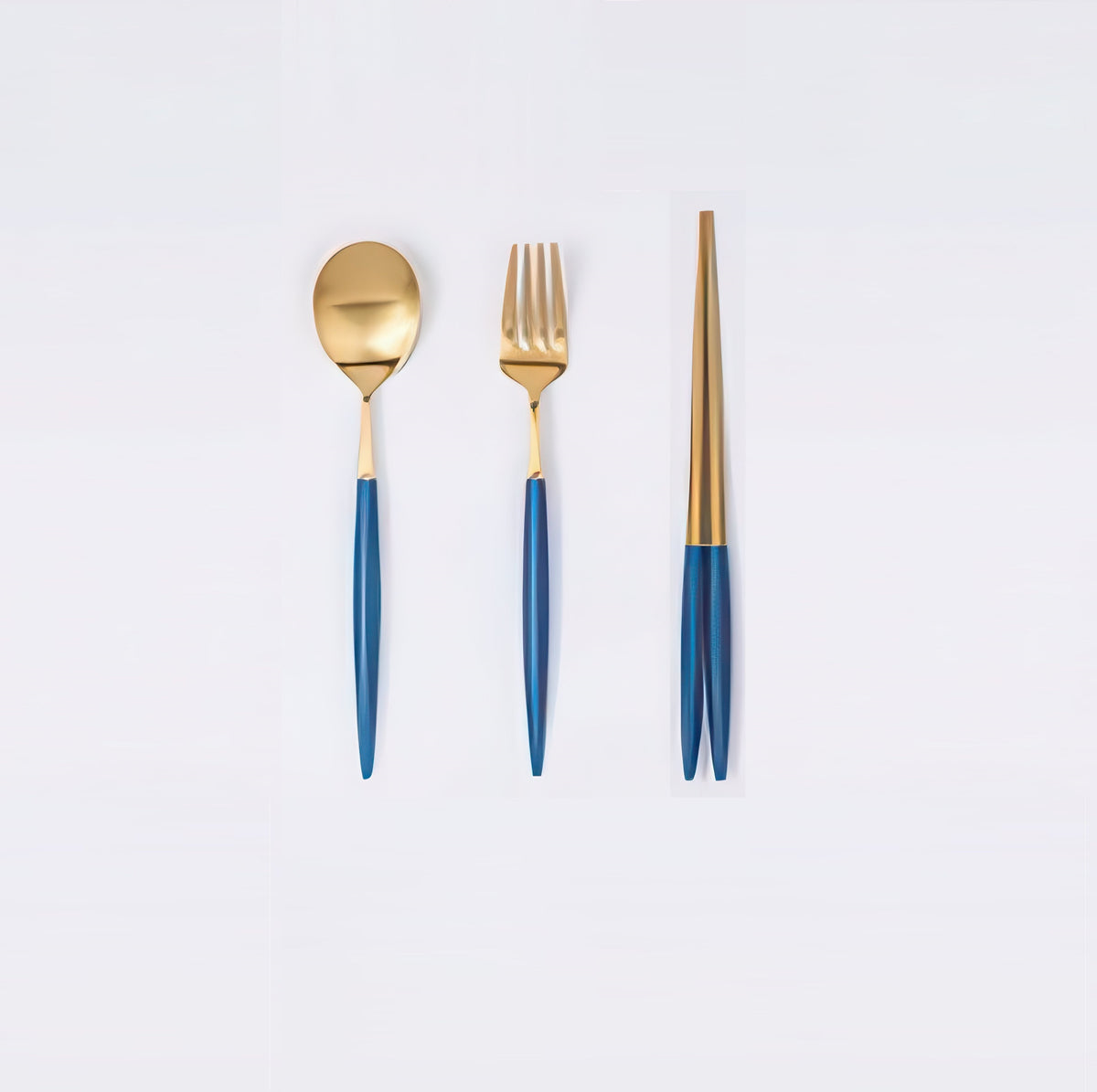 Bogen Eiffel Gold kids flatware set in Navy