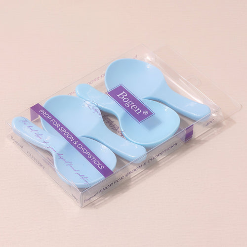 Bogen Eiffel spoon rest set on a table