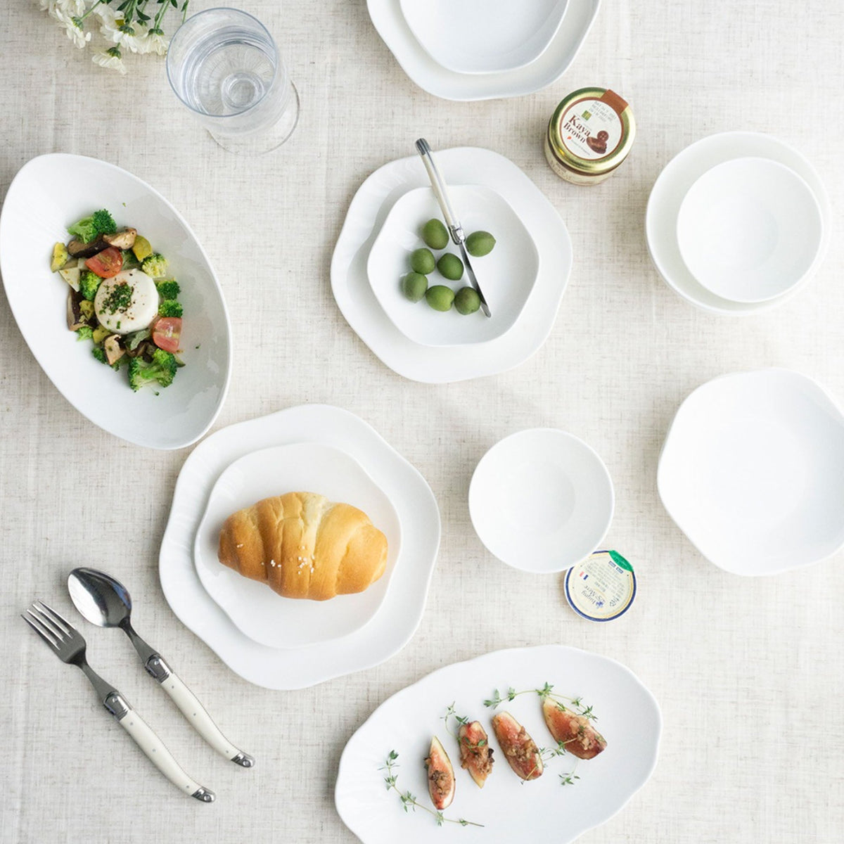 Daon Fine Bone China dinnerware detail 2
