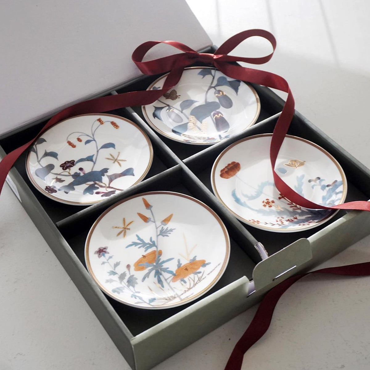 Cho Choong Do 5-Inch Fine Bone China Plate Set | 4 Pieces — image 1