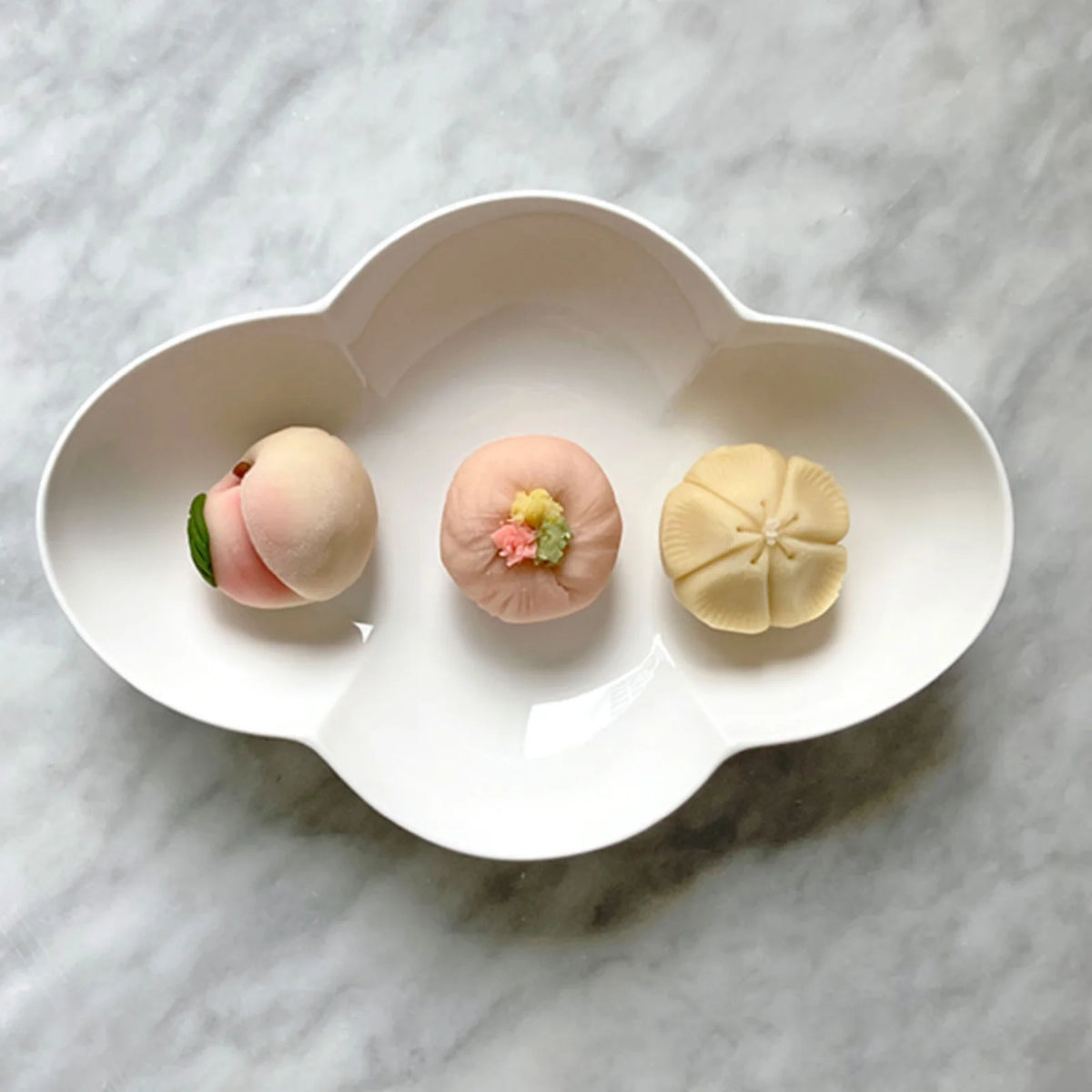 Edel Collection 22-Piece Fine Bone China Dinnerware Set | Made in Korea